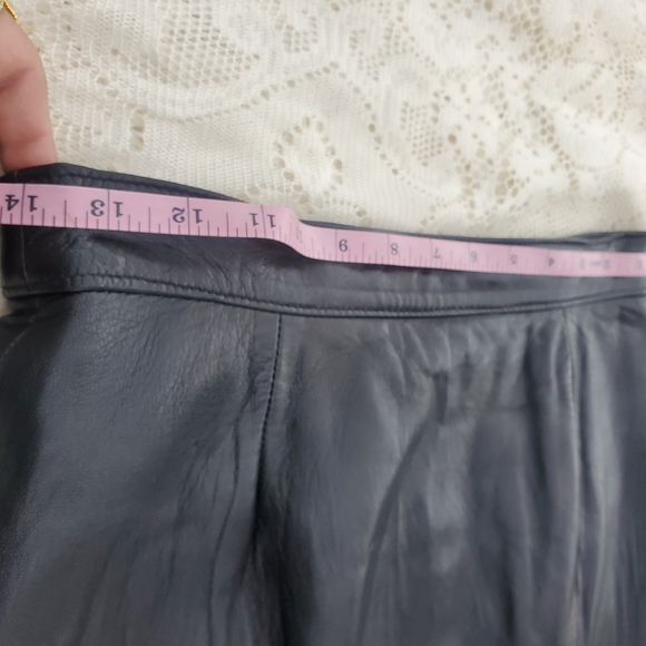 Firenze Genuine Leather Pencil Skirt Size 8 EUC - Picture 6 of 8